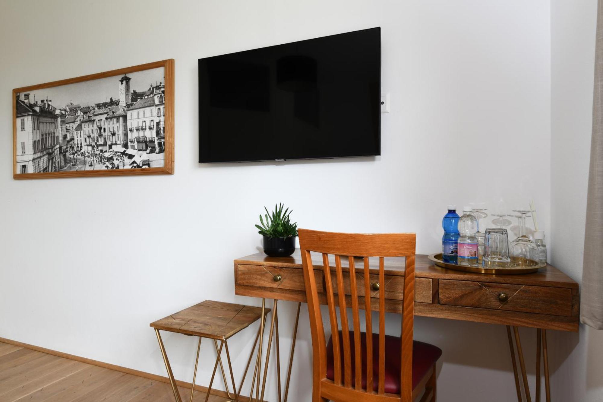 7Rooms - Self Check-In 24H Free Parking Losone ภายนอก รูปภาพ