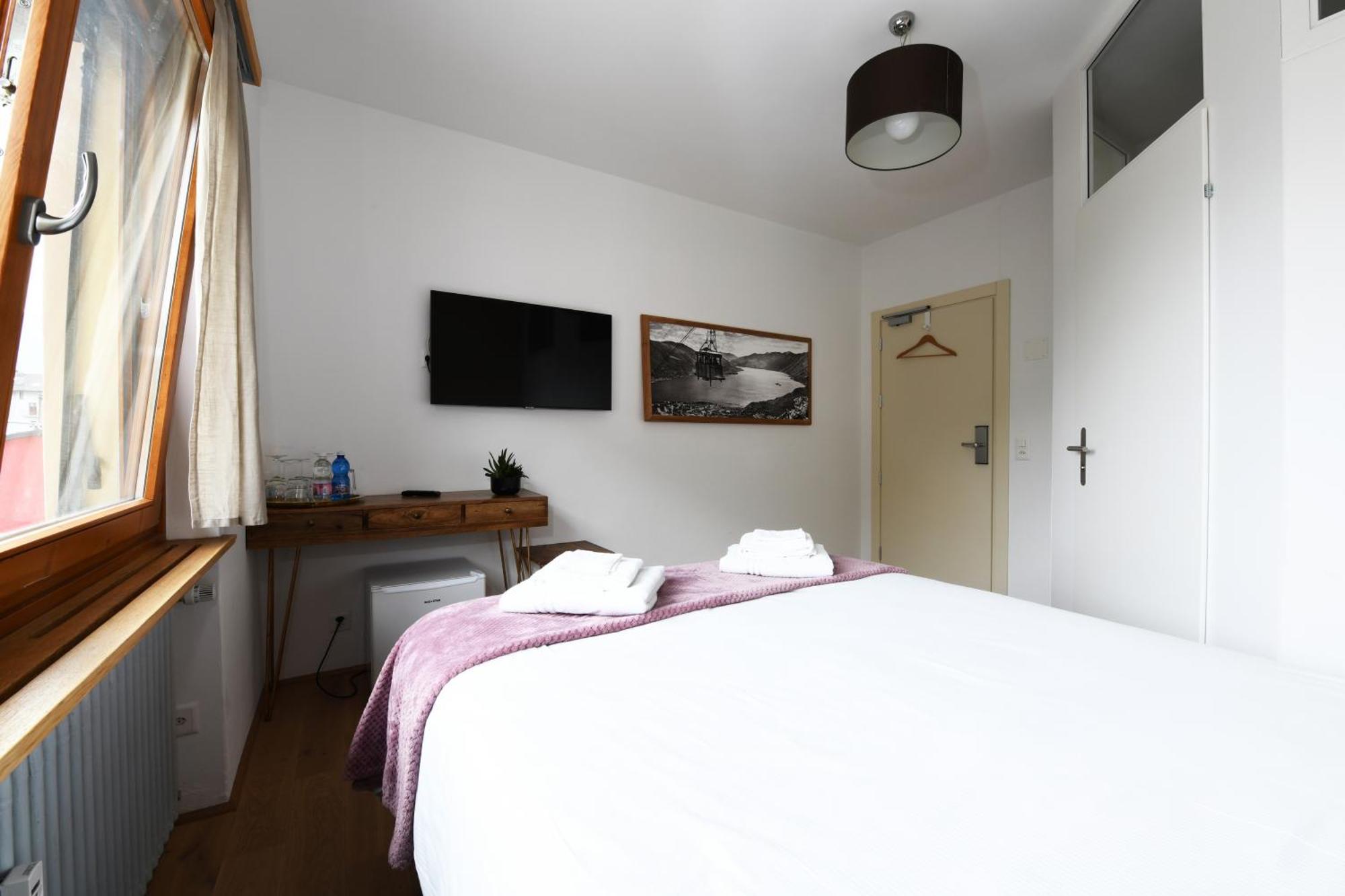 7Rooms - Self Check-In 24H Free Parking Losone ภายนอก รูปภาพ
