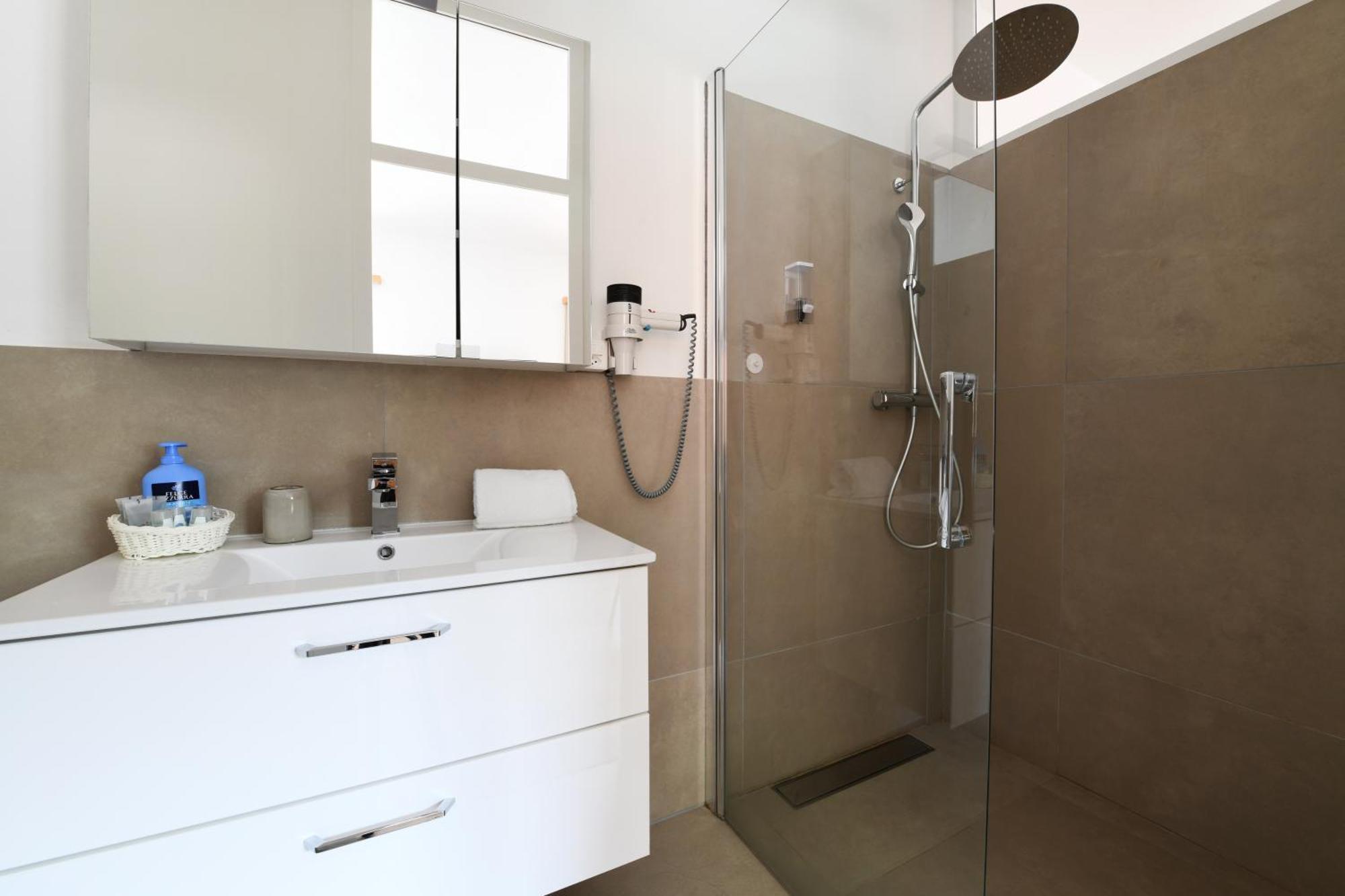 7Rooms - Self Check-In 24H Free Parking Losone ภายนอก รูปภาพ